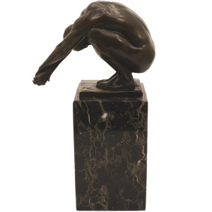 Скульптура из бронзы "Пловец"