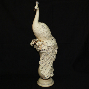 Керамическая статуэтка "Павлин" со стразами Swarovski и позолотой