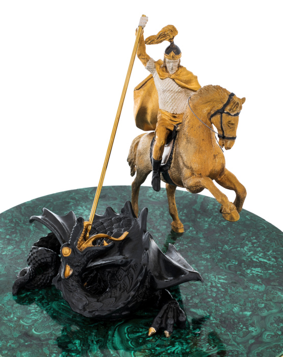 Скульптура "Георгий Победоносец" на малахитовой подставке, Златоуст