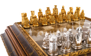 Шахматы "Средневековье" с серебрением и золочением