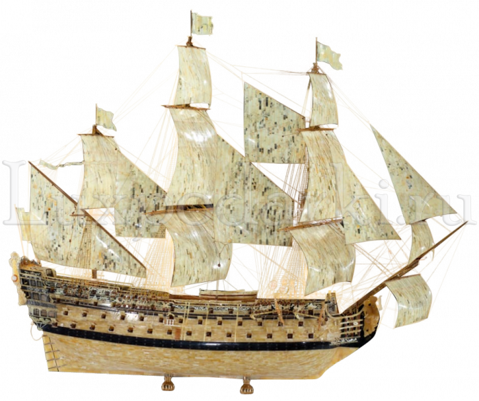 Корабль из янтаря "Royal William" (масштабная модель)