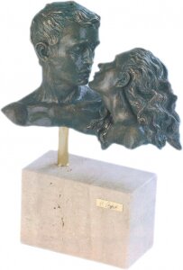 Скульптура "Романтика" (Romance)