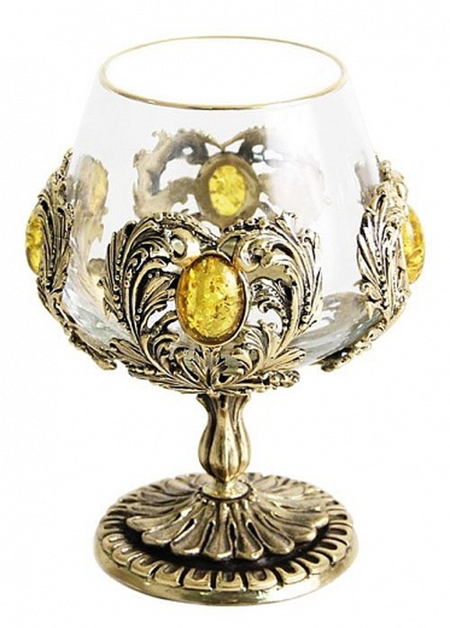 Набор из двух бокалов для коньяка  с искусственным желтым янтарём в деревянной шкатулке