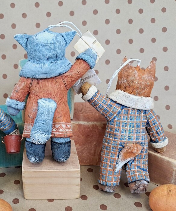 Набор коллекционных елочных игрушек из ваты ручной работы "Зверята с письмами" 2шт