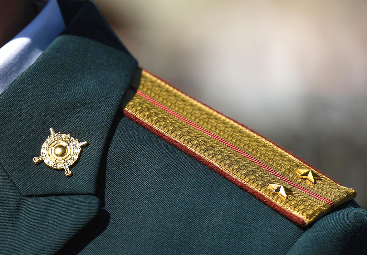 Стойкость, мужество, служение