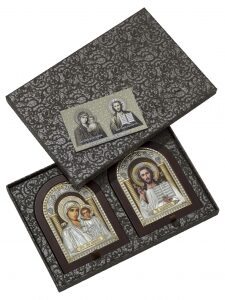 Венчальная пара икон "Господь Вседержитель и Казанская Божия Матерь" коричневая с цветным декором