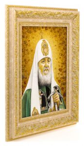 Картина из янтаря "Портрет патриарха"
