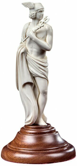 Скульптура из бивня мамонта "Бог торговли"