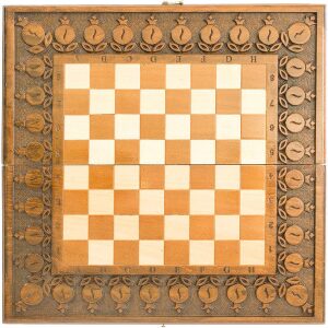 Резные шахматы, нарды и шашки из бука "Гренадин" средние