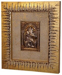 Декоративное панно "Владимирская икона Божией Матери" в золотой раме