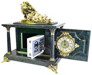 Часы-сейф из зеленого мрамора "Лев"