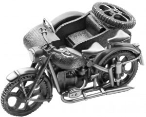 Мотоцикл "УРАЛ М-72" из серебра