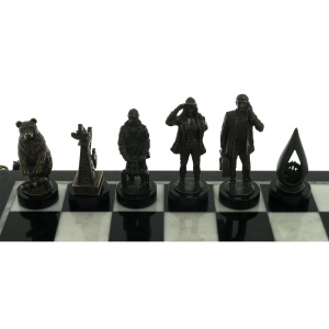 Шахматы из мрамора и долерита "Газ и Нефть" бронзовые фигуры