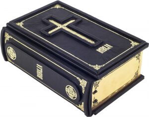 Книга в кожаном переплете "Библия на польском языке"