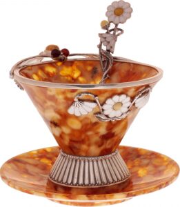 Чайный набор из янтаря "Летняя стрекоза"