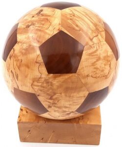 Мяч сувенирный футбольный (карельская береза)
