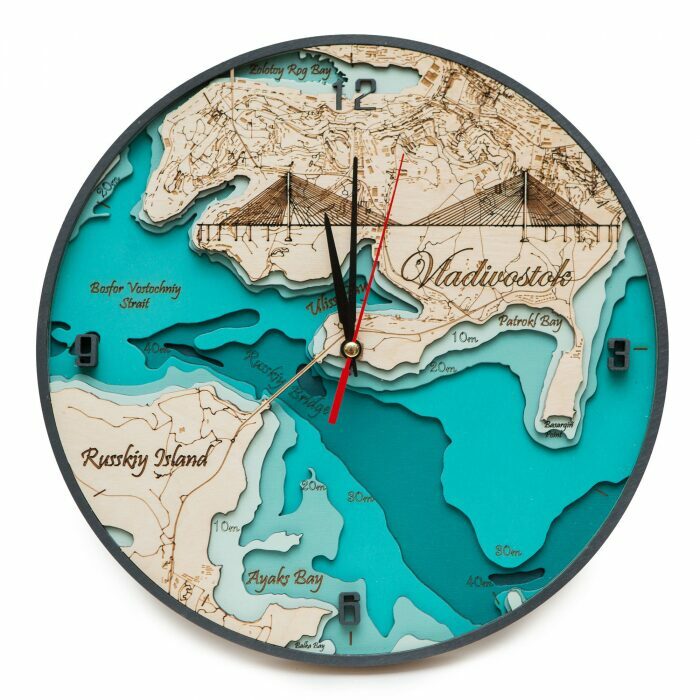 Часы из дерева "Владивосток" на англ. языке