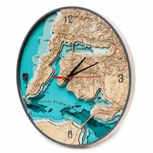 Часы из дерева "Владивосток с бухтой Золотой Рог"