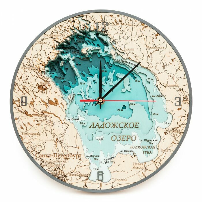 Часы из дерева "Ладожское озеро"