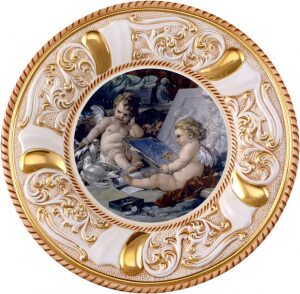 Декоративная тарелка на стену "Два рисующих ангела"