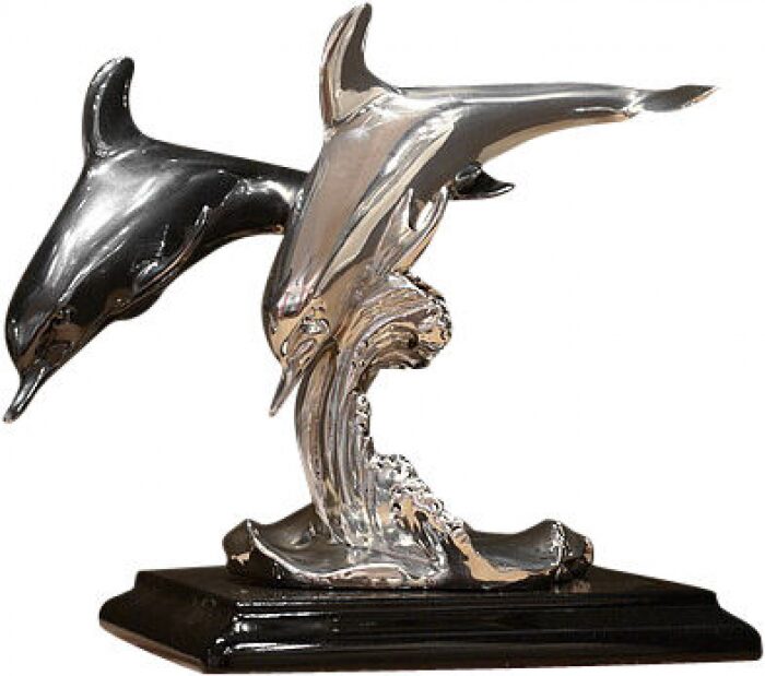 Скульптура "Два дельфина на волне" посеребренная