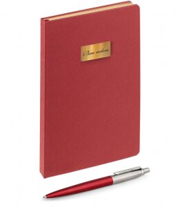 Набор с гравировкой: ежедневник красный недатированный и шариковая ручка "Jotter Essential" Kensington Red CT M