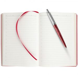 Набор с гравировкой: ежедневник красный недатированный и шариковая ручка "Jotter Essential" Kensington Red CT M