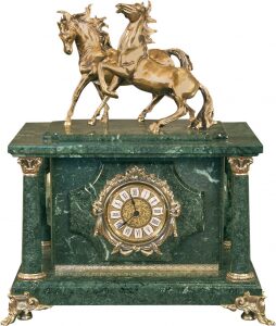 Сейф-часы "Лошади" (зелёный мрамор)