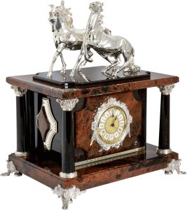 Сейф-часы "Лошади" (обсидиан)