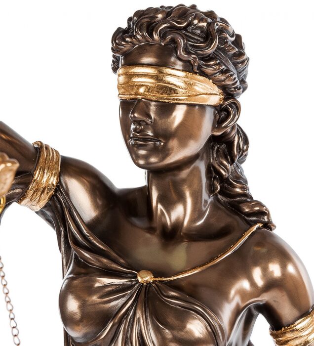 Статуэтка из полистоуна "Фемида - богиня правосудия"