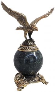 Статуэтка из бронзы "Орел малый на шаре"