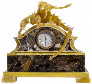 Настольные часы из янтаря "Дракон"