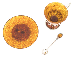 Чайный набор из янтаря "Императрица" на 2 персоны, с жемчугом