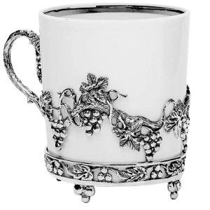 Чайная чашка из серебра "Виноград" с ложкой