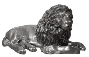 Скульптура "Сидящий лев"