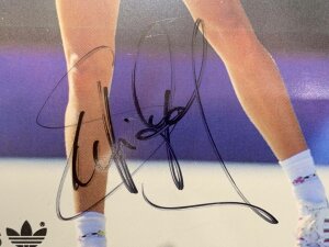 Фотография теннисистки Штеффи Граф с автографом