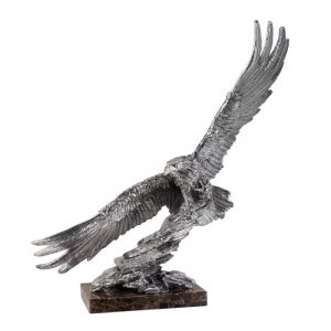 Скульптура посеребренная "Орел"