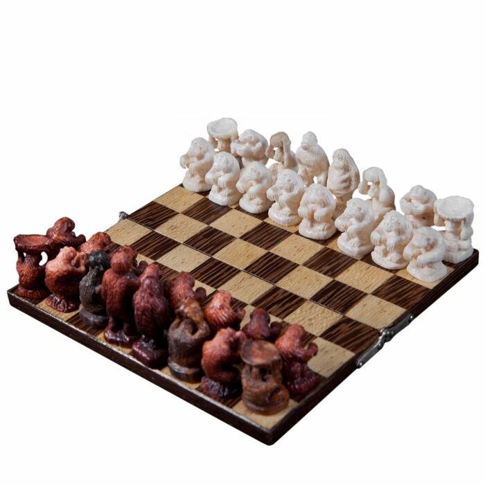 Шахматы из бивня мамонта "Шоу обезьян"