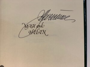 Книга "Макс и Елена" с автографом архитектора Симона Визенталя