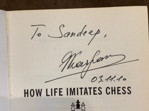 Книга с автографом шахматиста Гарри Каспарова