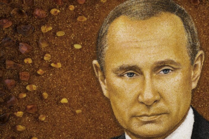 Картина из янтаря "Портрет Владимира Путина"