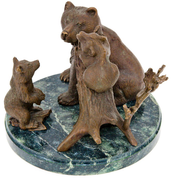 Скульптура бронзовая "Три медведя"