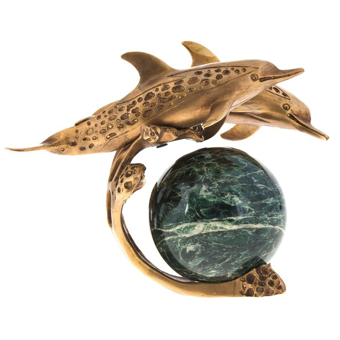 Скульптурная композиция из бронзы "Дельфины на волне"