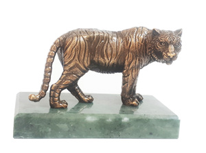 Бронзовая статуэтка "Тигр" на постаменте