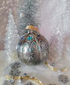 Серебряный елочный шар "Спаситель" с позолотой и эмалью
