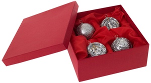 Набор из 4 серебряных ёлочных шаров "Рождество"