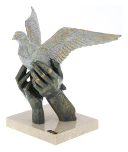 Скульптура "Аллегория мира" (Peace allegory)