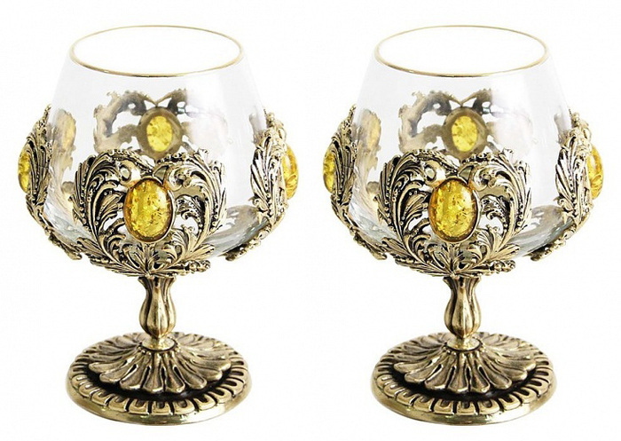 Набор из двух бокалов для коньяка  с иск. камнем (Янтарь желтый) в деревянной шкатулке