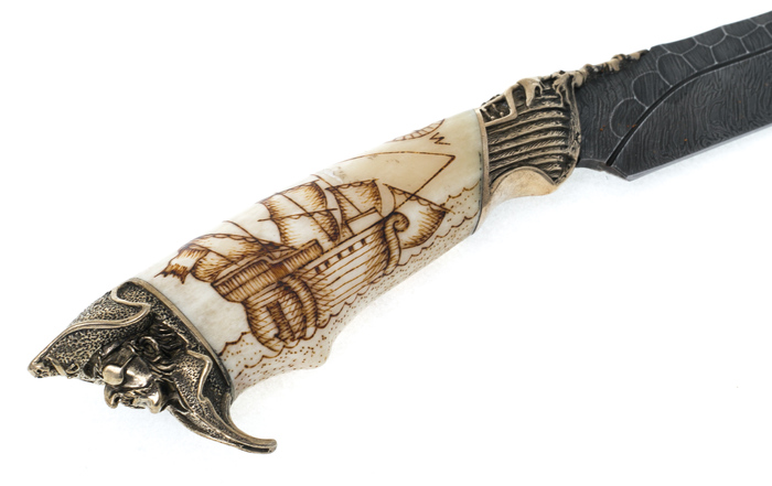 Нож "Путник - Пират" (рукоять кость)