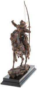 Авторская скульптура из бронзы "Самурай на коне"